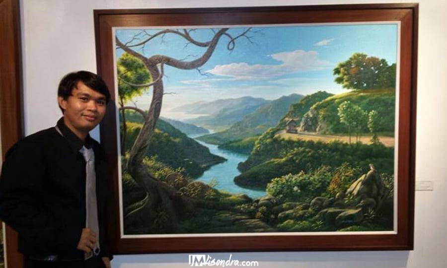 JM Lisondra standing with my landscape painting in AAP Exhibit 2012